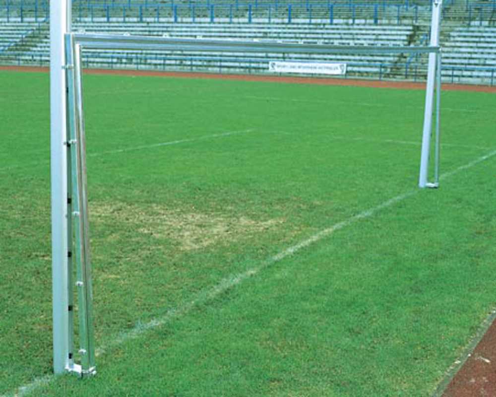 Upwards folding ground frame  7,32x2,44m Modell Liga