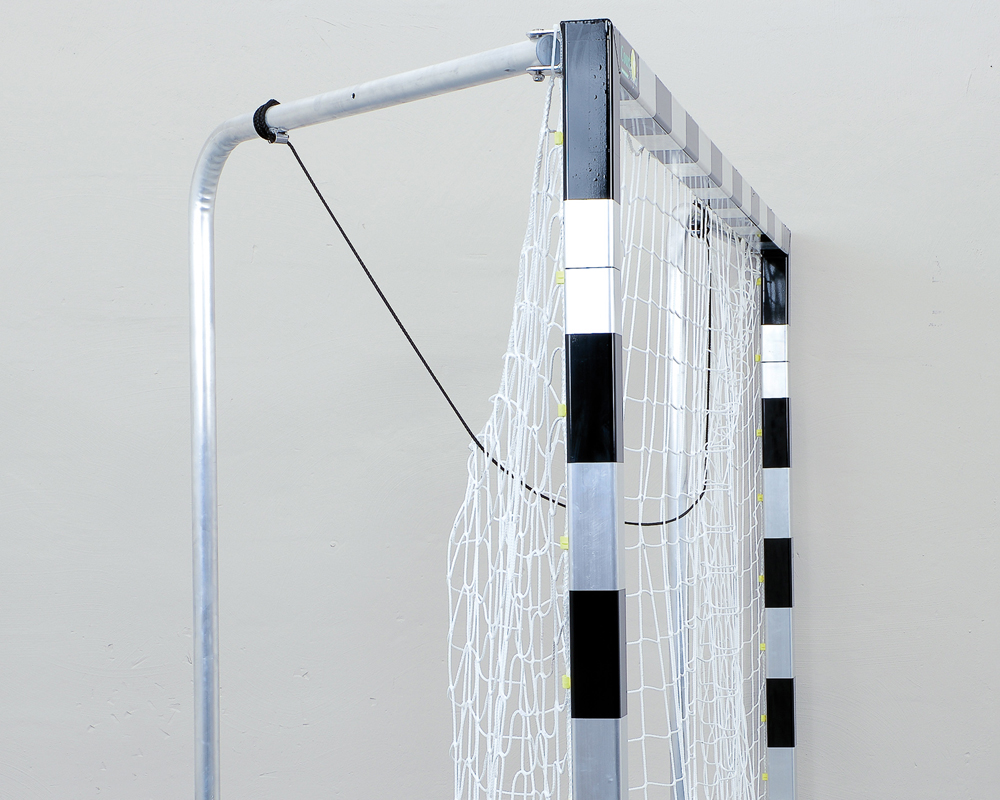 Handballtor Court Royal mit klappbaren Netzbügeln schwarze KU-Felder